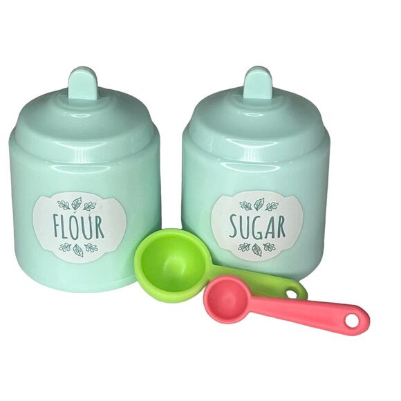 NEW American Girl FLOUR & SUGAR CANISTERS +2 MEASURING SPOONS Doll Kitchen Set - Picture 3 of 3